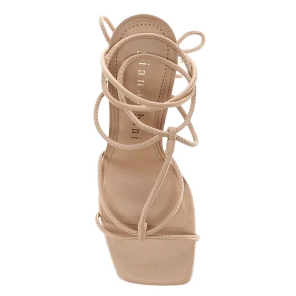 NEW Gianni Bini Bardi Leather Strappy Ankle Wrap Sandals in Cream - Picture 3 of 3